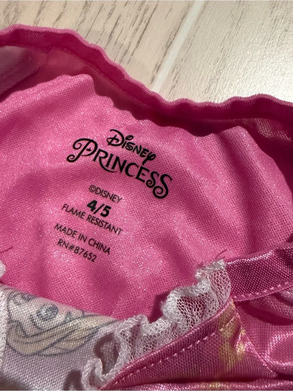 Disney Princess Rapunzel Pink Tulle Nightgown Girls Size 4/5 - Picture 4 of 8